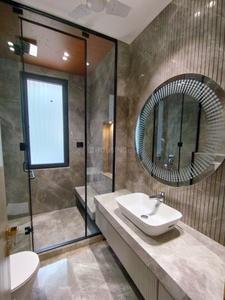 Bathroom Image of 5400 Sq.ft 4 BHK Builder Floor for sale in Safdarjung Development Area New Delhi for Rs. 200000000
