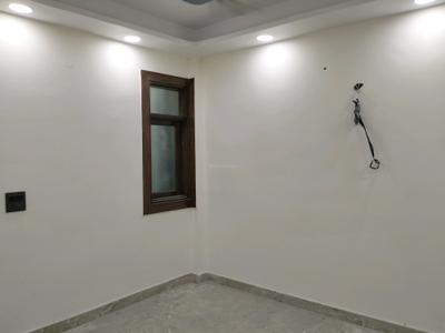 Bedroom Image of 1017 Sq.ft 3 BHK Builder Floor for sale in Laxmi Nagar New Delhi for Rs. 12500000