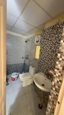 Bathroom Image of 615 Sq.ft 1 BHK Apartment / Flat for rent in Maxblis Grand Wellington, Sector 75 Noida for Rs. 25000