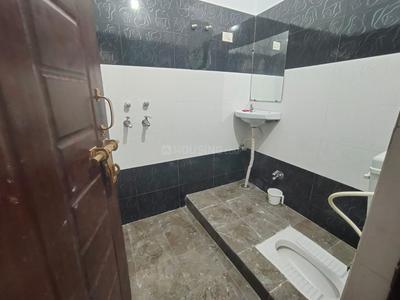 Image of 1250 Sq.ft 2 BHK Apartment / Flat for rent in Indira Nagar, Lucknow for Rs. 15000