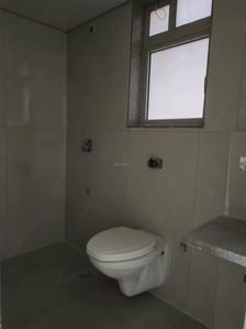 Common Bathroom Image of 750 Sq.ft 2 BHK Apartment / Flat for sale in Gurukrupa Marina Enclave Wings Q And R With Kindergarten Phase IV, Malad West Mumbai for Rs. 17500000