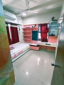 Bedroom Image of 650 Sq.ft 2 BHK Apartment / Flat for rent in Amar Jeet, Hadapsar Pune for Rs. 40000