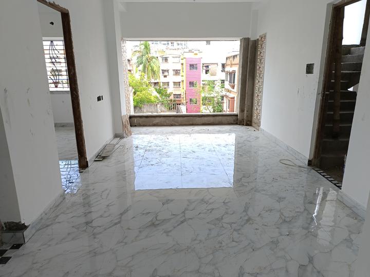 Behala Chowrasta South Kolkata City Near Vidya Bharati School Or Jio Smart Point Main Image 1