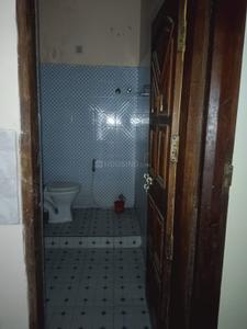 Bathroom Image of 2400 Sq.ft 3 BHK Builder Floor for rent in Bankman Colony Patna for Rs. 16000