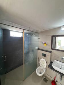 Image of 3875 Sq.ft 4 BHK Apartment / Flat for rent in Corner Utopian Corner, New Alkapuri, Vadodara for Rs. 50000