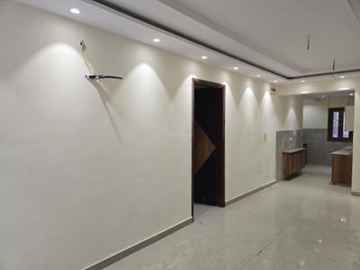 Living Room Image of 1300 Sq.ft 3 BHK Apartment / Flat for sale in Paschim Vihar New Delhi for Rs. 20500000