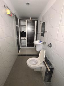 Bathroom Image of 1400 Sq.ft 3 BHK Apartment / Flat for rent in Sachdev Salasar Greens, Sarona Raipur for Rs. 20000
