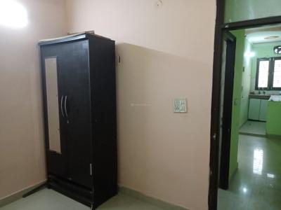 Bedroom Image of 400 Sq.ft 1 BHK Builder Floor for rent in Vaishali Ghaziabad for Rs. 10500