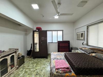 Bedroom Image of 851 Sq.ft 2 BHK Apartment / Flat for sale in Ganesh Nivas, Kandivali West Mumbai for Rs. 25000000