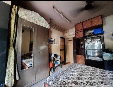 Bedroom Image of 1050 Sq.ft 3 BHK Apartment / Flat for sale in Andheri West Mumbai for Rs. 29000000