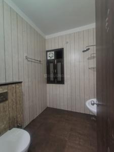 Bathroom Image of 2700 Sq.ft 3 BHK Builder Floor for rent in Big Block Builder Floor, Sector 46 Gurgaon for Rs. 43000