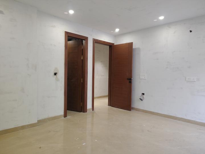 Sk Building Main Image 1