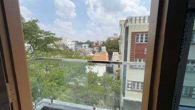 Balcony Image of 600 Sq.ft 1 BHK Apartment / Flat for rent in Bommanahalli Bengaluru for Rs. 26999