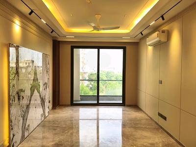 Living Room Image of 2500 Sq.ft 4 BHK Builder Floor for sale in Greenwood City Floors, Sector 45 Gurgaon for Rs. 44000000