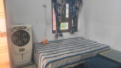Bedroom Image of 350 Sq.ft 1 RK Independent House for rent in Aliganj Lucknow for Rs. 5000
