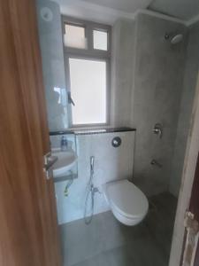 Image of 600 Sq.ft 1 BHK Apartment / Flat for sale in Sheth Irene Wing B Phase 1, Malad West, Mumbai for Rs. 16000000