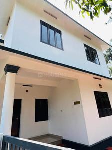 Image of 1000 Sq.ft 3 BHK Independent House for rent in Irinjalakuda, Thrissur for Rs. 8000