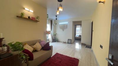 Living Room Image of 935 Sq.ft 2 BHK Apartment / Flat for rent in Rajarhat Kolkata for Rs. 25000