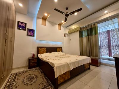 Bedroom Image of 1600 Sq.ft 3 BHK Apartment / Flat for sale in Sushma Crescent, Dhakoli Zirakpur for Rs. 10500000