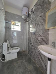 Bathroom Image of 501 Sq.ft 1 BHK Builder Floor for rent in Singasandra Bengaluru for Rs. 21000