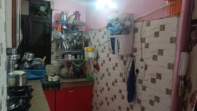 Kitchen Image of 901 Sq.ft 3 BHK Builder Floor for sale in Dwarka Mor New Delhi for Rs. 4400000