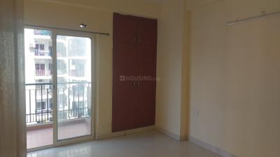 Bedroom Image of 615 Sq.ft 1 BHK Apartment / Flat for rent in Maxblis Grand Wellington, Sector 75 Noida for Rs. 25500