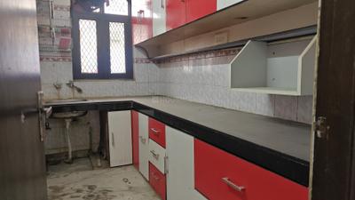 Kitchen Image of 1400 Sq.ft 3 BHK Independent House for rent in Paschim Vihar New Delhi for Rs. 35412