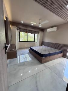 Bedroom Image of 2700 Sq.ft 3.5 BHK Independent House for rent in Thaltej Ahmedabad for Rs. 85000