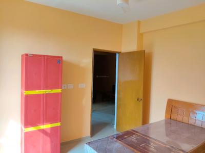 Bedroom Image of 800 Sq.ft 3 BHK Apartment / Flat for rent in Pyramid Infinity, Sector 70A Gurgaon for Rs. 38000