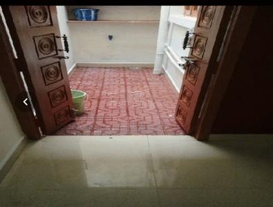 Image of 750 Sq.ft 2 BHK Apartment / Flat for rent in Virugambakkam, Chennai for Rs. 15000
