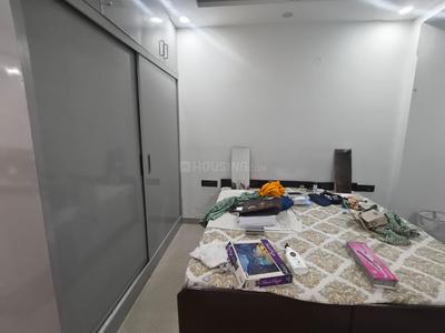 Bedroom Image of 1200 Sq.ft 2 BHK Builder Floor for rent in Sector 41 Noida for Rs. 35000