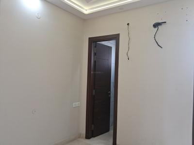 Bedroom Image of 750 Sq.ft 2 BHK Builder Floor for rent in Paschim Vihar New Delhi for Rs. 35000