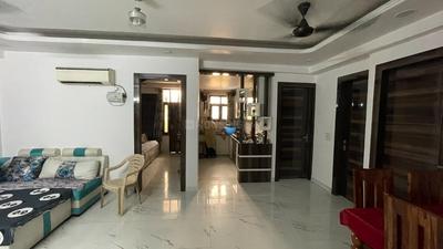 Living Room Image of 1500 Sq.ft 3 BHK Builder Floor for sale in Sector 104 Noida for Rs. 7500000