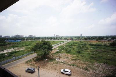 Balcony Image of 2265 Sq.ft 3 BHK Apartment / Flat for sale in Science City Ahmedabad for Rs. 19500000