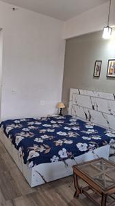 Bedroom Image of 435 Sq.ft 1 RK Apartment / Flat for rent in Paramount Golfforeste Oak &amp; Pine, Surajpur Greater Noida for Rs. 15500