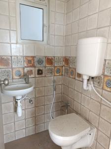 Common Bathroom Image of 510 Sq.ft 1 BHK Apartment / Flat for sale in Divya Darpan CHSL, Jogeshwari East Mumbai for Rs. 15000000
