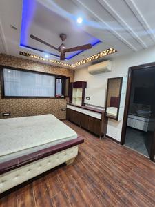 Bedroom Image of 3000 Sq.ft 4.5 BHK Builder Floor for sale in Punjabi Bagh New Delhi for Rs. 36500000