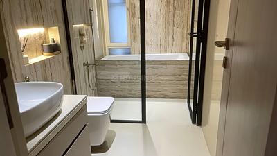 Image of 2450 Sq.ft 4 BHK Apartment / Flat for sale in Gurukrupa Alaknanda, Juhu, Mumbai for Rs. 165500000