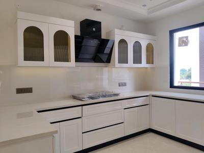 Kitchen Image of 730 Sq.ft 1 BHK Builder Floor for rent in DLF Independent Floors, DLF Phase 3 Gurgaon for Rs. 32000