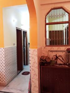 Kitchen Image of 1000 Sq.ft 2 BHK Apartment / Flat for sale in Dilshad Garden New Delhi for Rs. 4800000