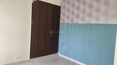 Bedroom Image of 1020 Sq.ft 2 BHK Apartment / Flat for rent in Supertech The Romano, Sector 118 Noida for Rs. 23006