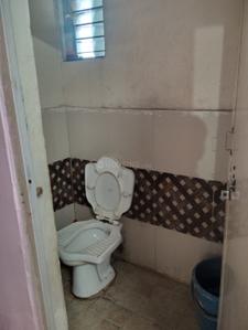 Bathroom Image of 400 Sq.ft 2 BHK Apartment / Flat for sale in Gotri Vadodara for Rs. 1600000