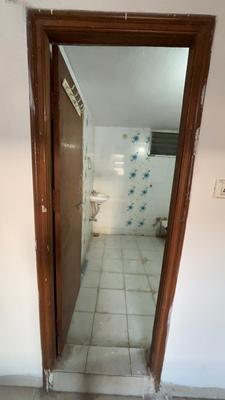 Bathroom Image of 550 Sq.ft 1 RK Independent House for rent in Vishnu Puri Colony Indore for Rs. 8500