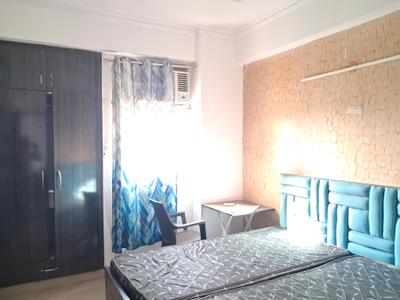 Bedroom Image of 1000 Sq.ft 2 BHK Apartment / Flat for rent in Amrapali Princely Estate, Sector 76 Noida for Rs. 36000