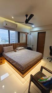 Bedroom Image of 1726 Sq.ft 3 BHK Apartment / Flat for rent in Rajvi Opal, Naranpura Ahmedabad for Rs. 55000