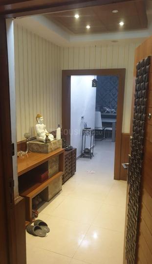 Gaursons India Gaur City 2 11th Avenue Main Image 1