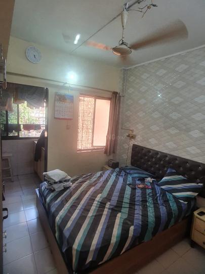 Juhu Sea Archana Bedroom 1