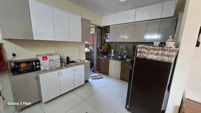 Kitchen Image of 1440 Sq.ft 3 BHK Apartment / Flat for sale in South Bopal Ahmedabad for Rs. 7500000