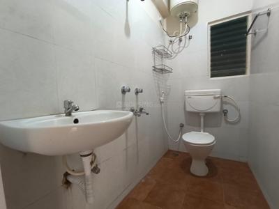 Bathroom Image of 550 Sq.ft 1 BHK Apartment / Flat for rent in Indira Nagar Bengaluru for Rs. 23000