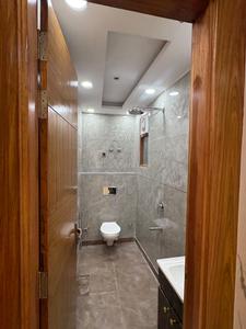 Image of 990 Sq.ft 3 BHK Builder Floor for sale in Laxmi Nagar, New Delhi for Rs. 11500000